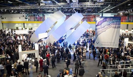 Betriebsames Treiben in der Haupthalle des Adobe Summits 2015, Foto: Adobe Foto: Adobe