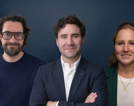 (v. l. n. r. Nils Rasmußen, Reza Najib und Lara Schmidt), Bild: Equativ