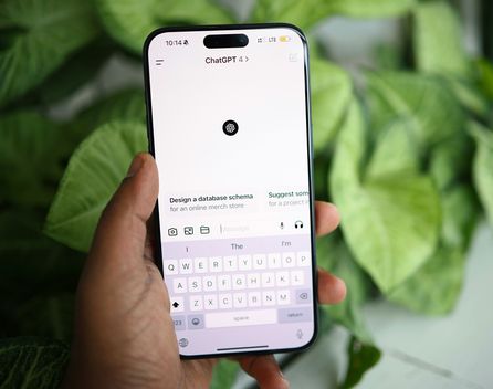 Bild: Solen Feyissa - Unsplash