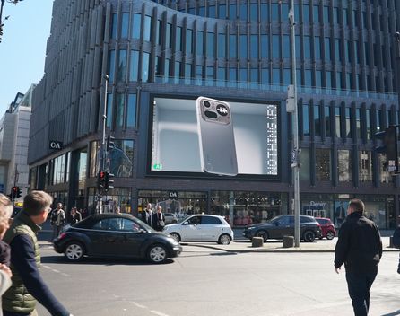 Das Nothing Phone (4a) Pro in 3D in Berlin | Bild: Metads, Bild: Metads