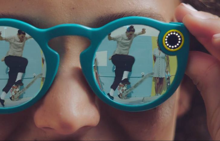 Bild: Snap Spectacles Screenshot Youtube Bild: Snap Spectacles Screenshot Youtube