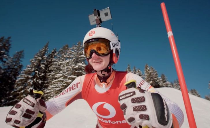 Branding-Kampagne von Vodafone mit der erblindeten Skifahrerin Noemi Ristau, Bild: Youtube Bild: Youtube