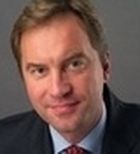 Arndt Groth