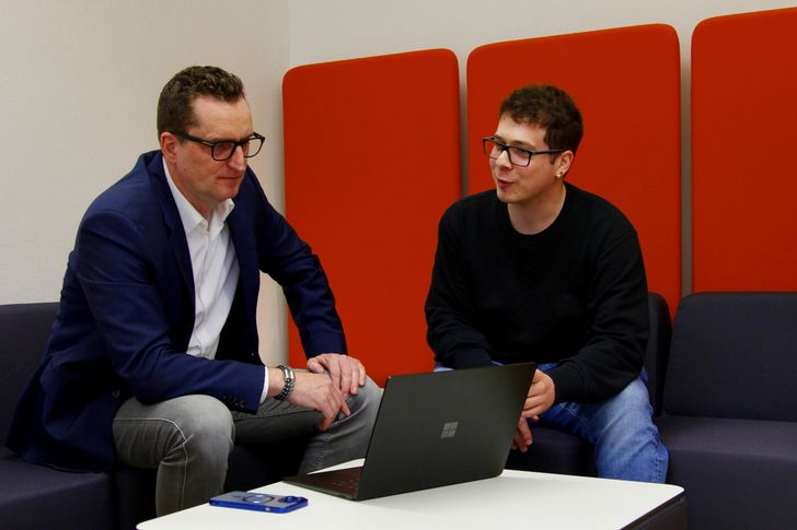 Jens Pöppelmann, SQL, und Miguel Alves Gomes, TMDT, Bild: SQL Bild: SQL