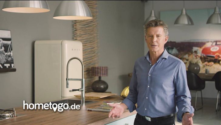 Quelle: Screenshot eines HomeToGo TV Spots Quelle: Screenshot eines HomeToGo TV Spots
