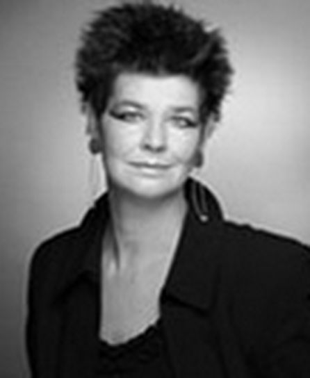 Claudia Dubrau, AGOF